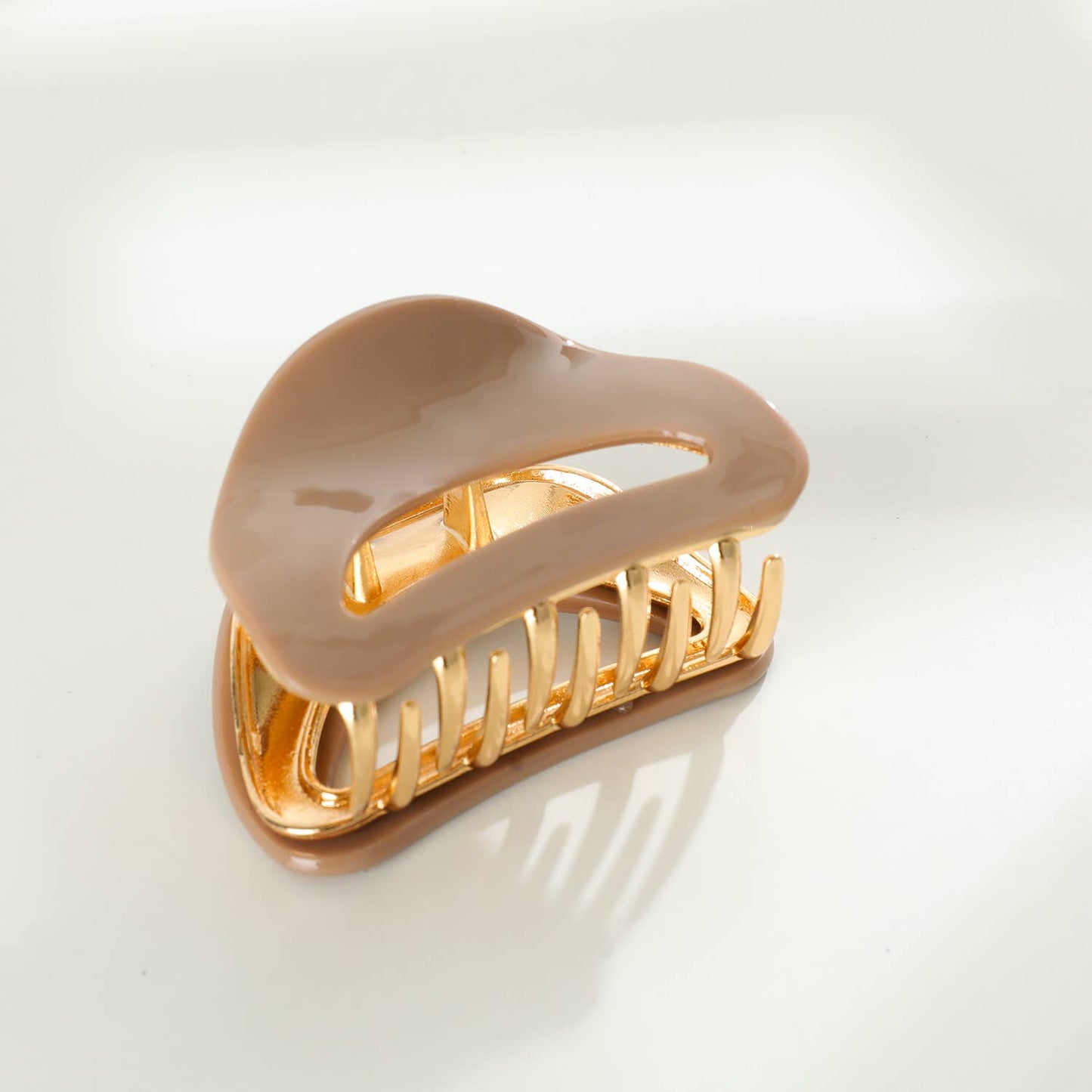 Curved Metal Claw Clip | Medium Size