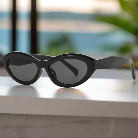 Retro Oval Sunglasses - UV Protection