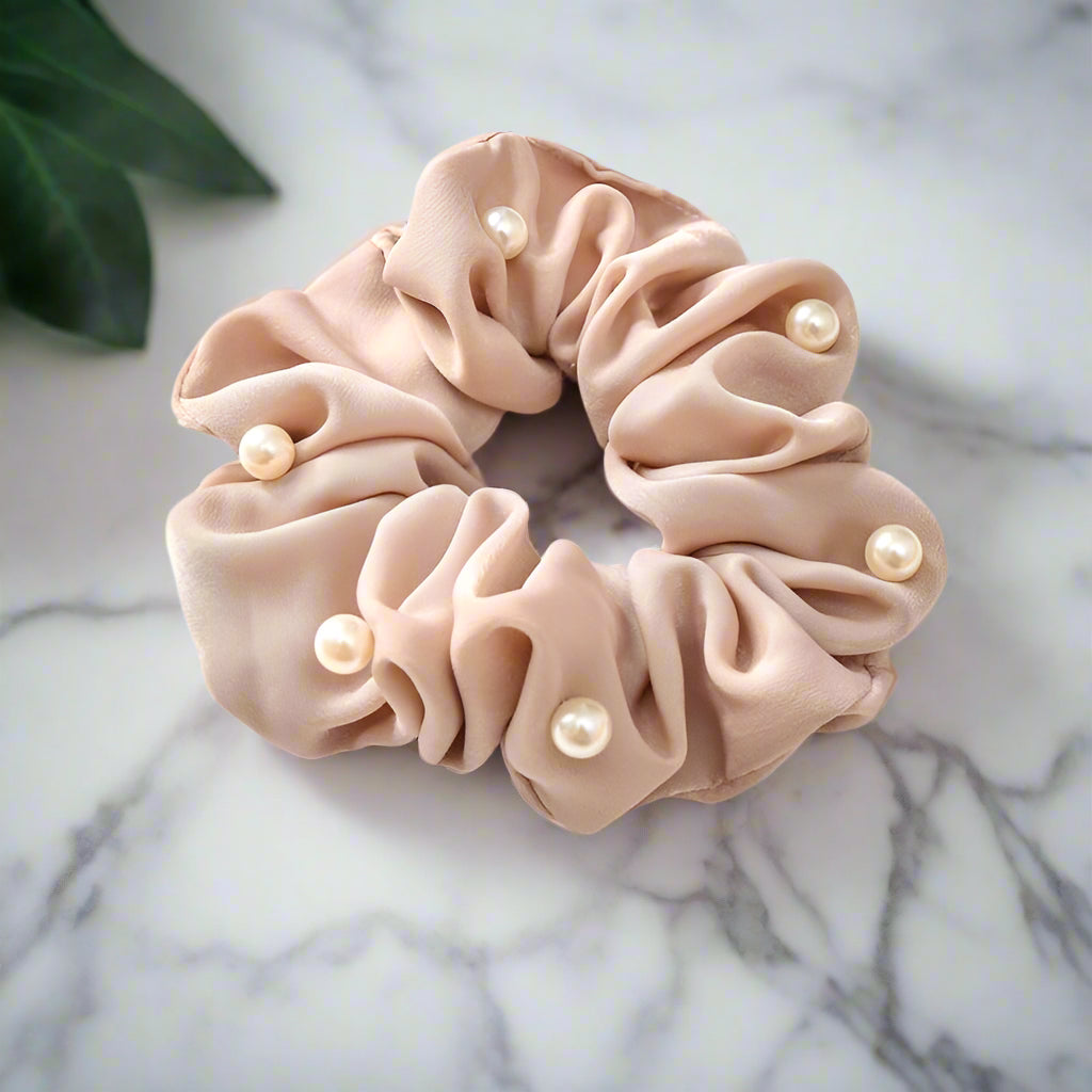 Soft Pearl Scrunchie