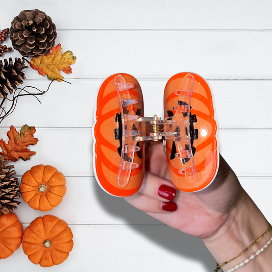 LARGE PUMPKIN HAIR CLAW CLIPS