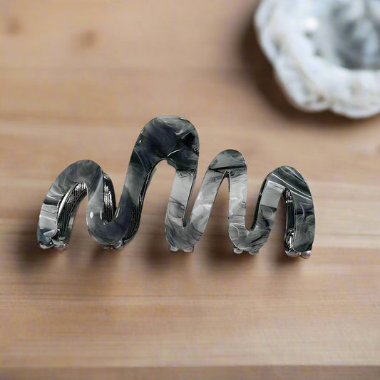 Large Squiggle Hair Claw